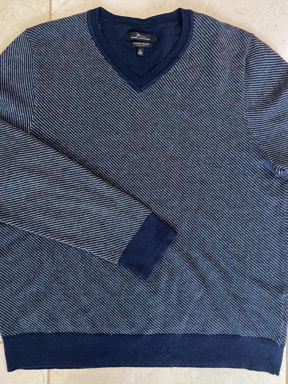 Marc Anthony Cotton Cashmere Wool Blend Knit Sweater Mens XL Slim Fit Navy Blue
